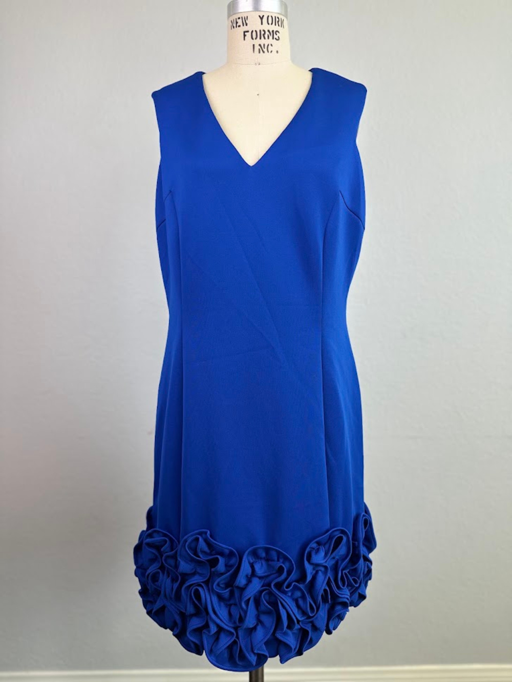 Donna Ricco Blue Sleeveless V Neck Ruffle Hem Dress Size 16